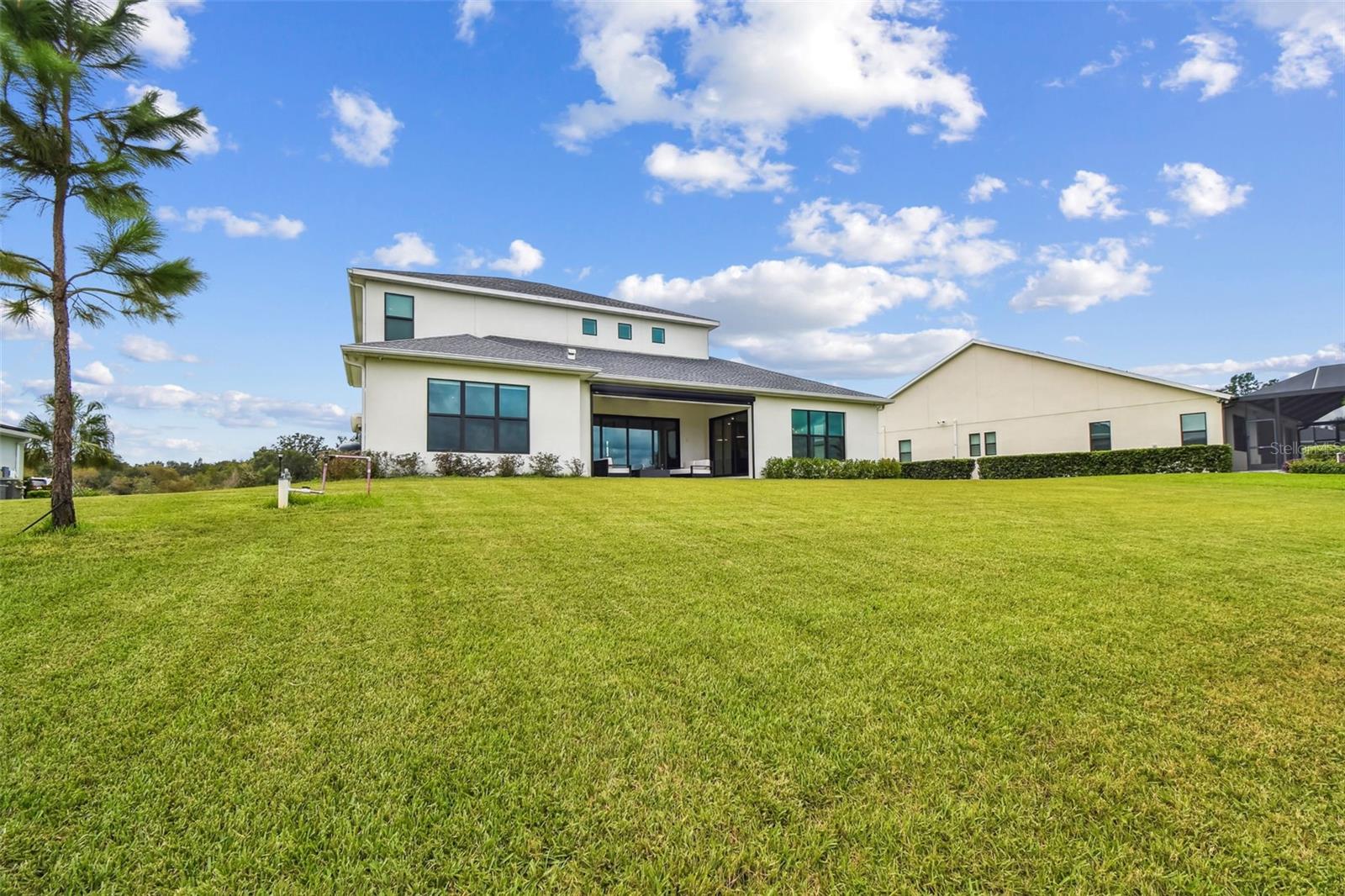 LIVINGSTON GROVE - Residential