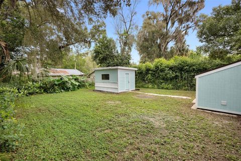 A home in DELAND