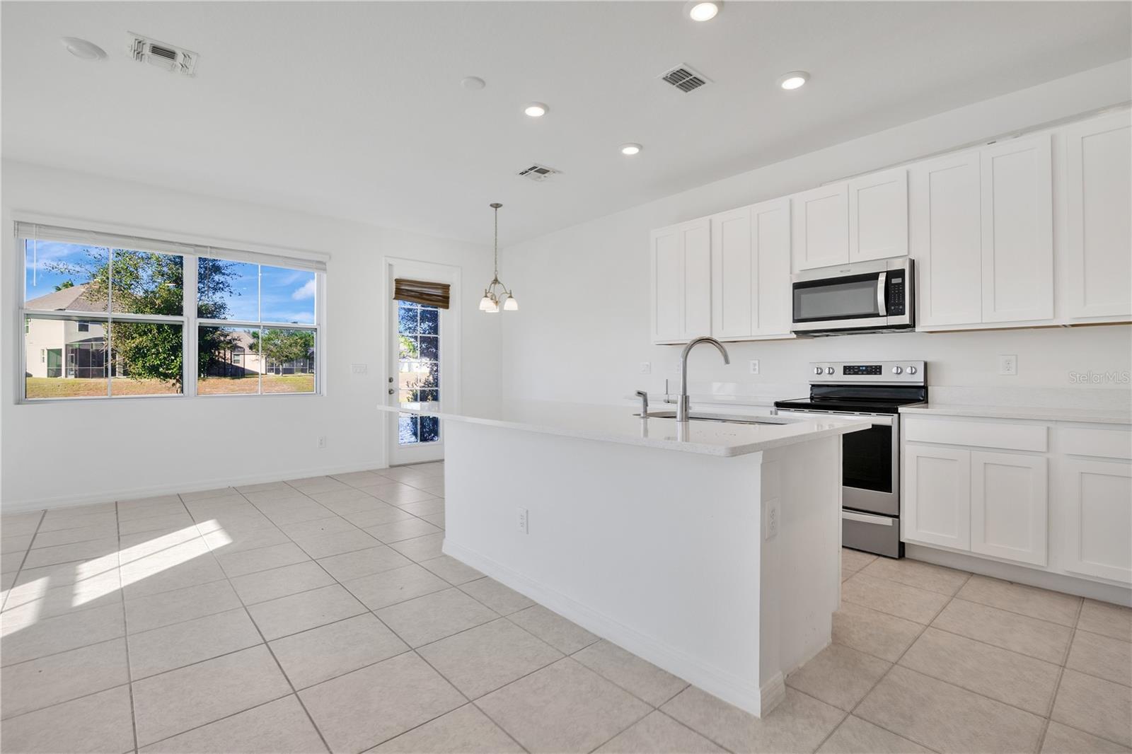 1484 DISCOVERY STREET