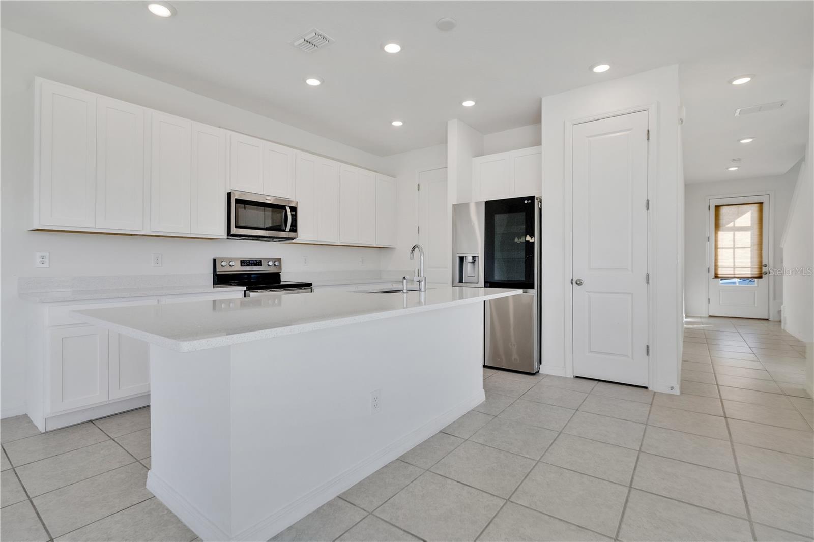 1484 DISCOVERY STREET