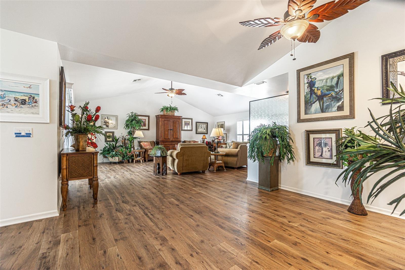SILVER OAKS - Residential