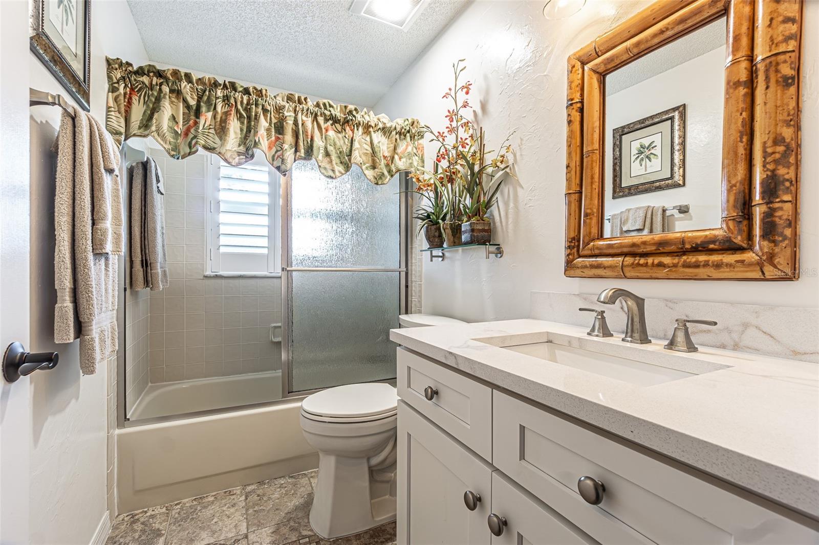 SILVER OAKS - Residential