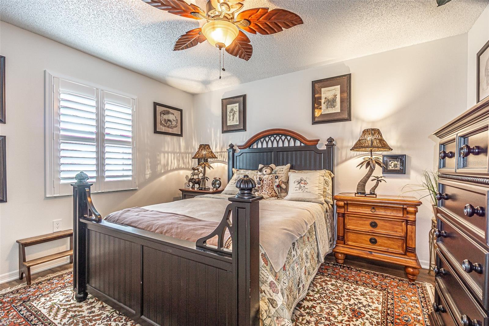 SILVER OAKS - Residential