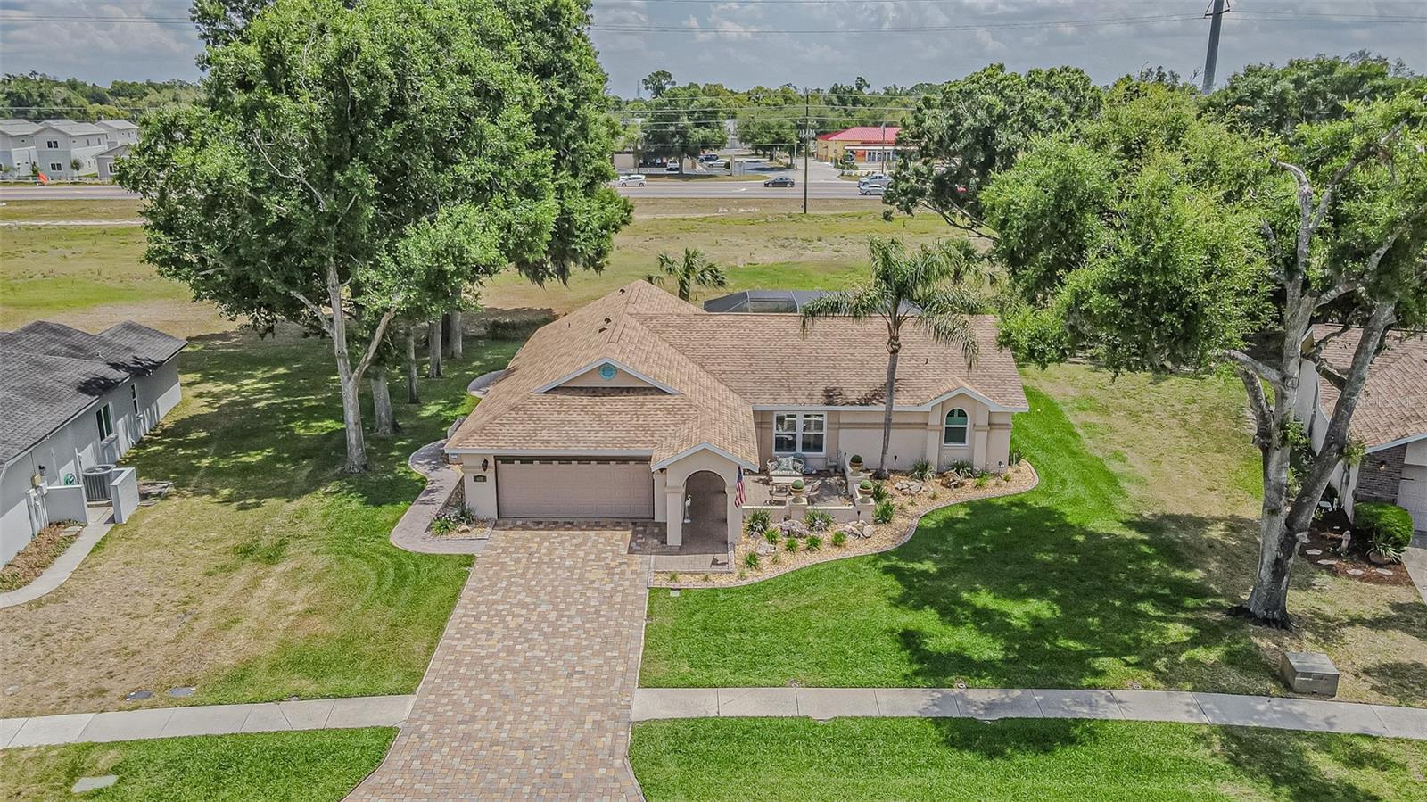 SILVER OAKS - Residential