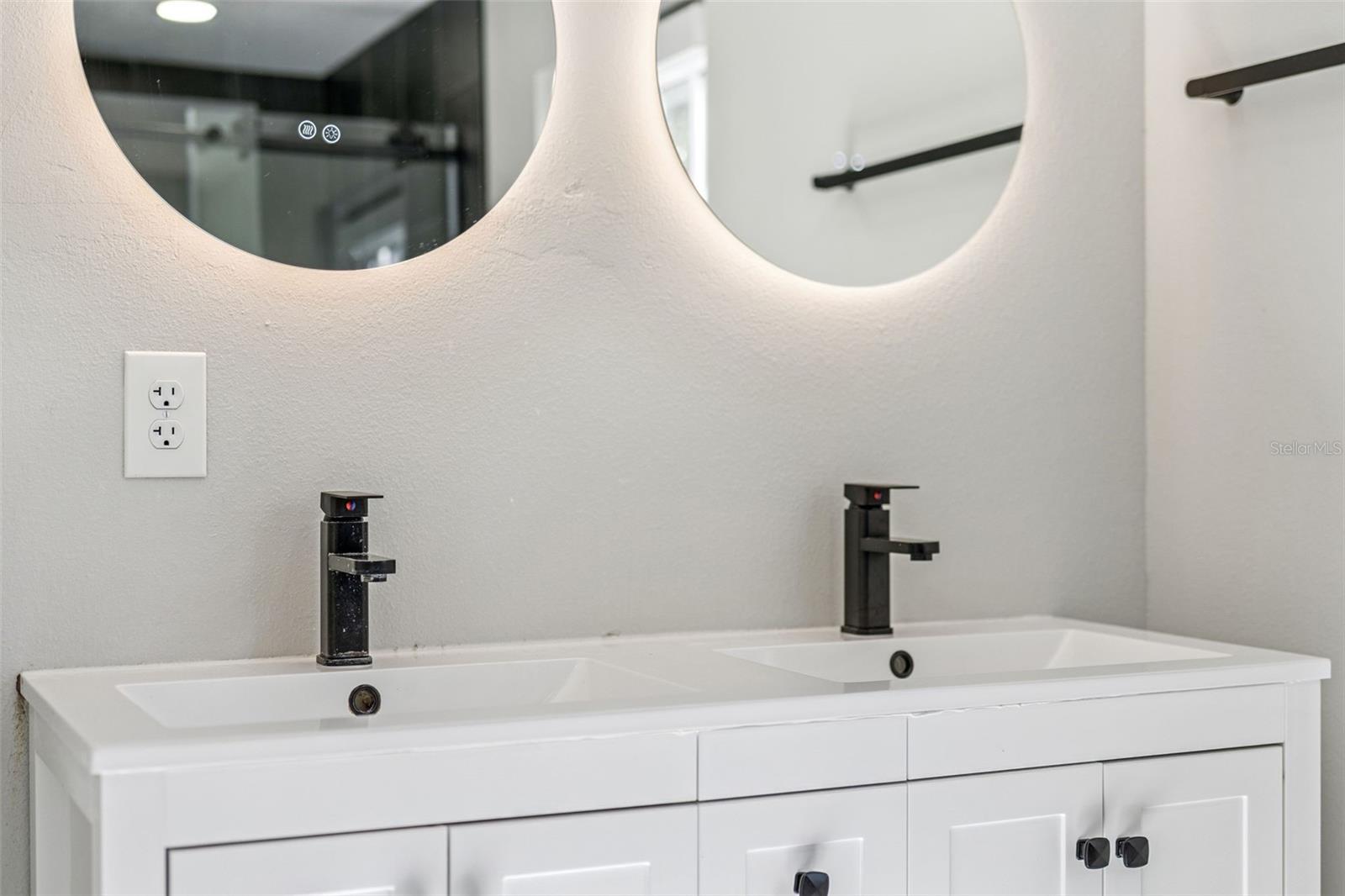 METZINGERS ADD - Residential