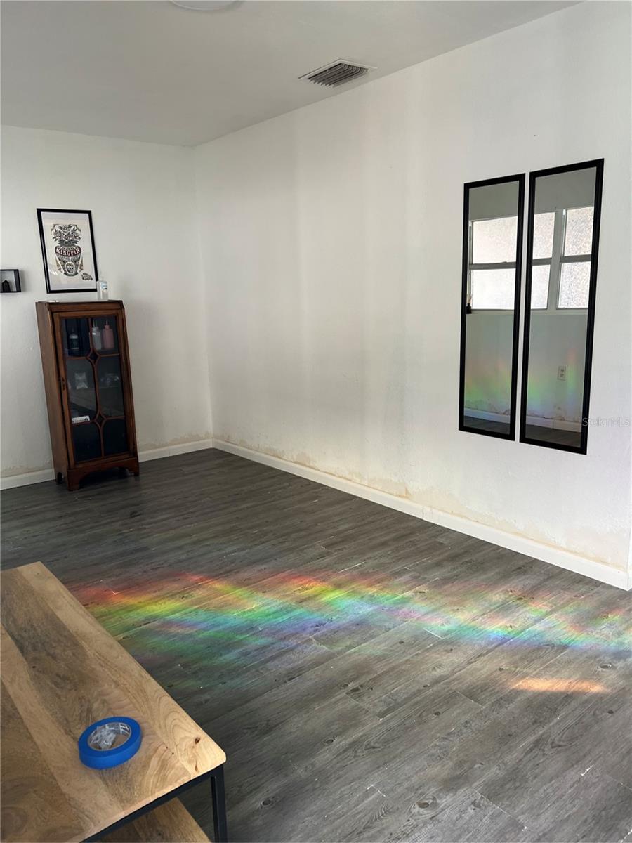 EAST TAMPA - Commercial Sale
