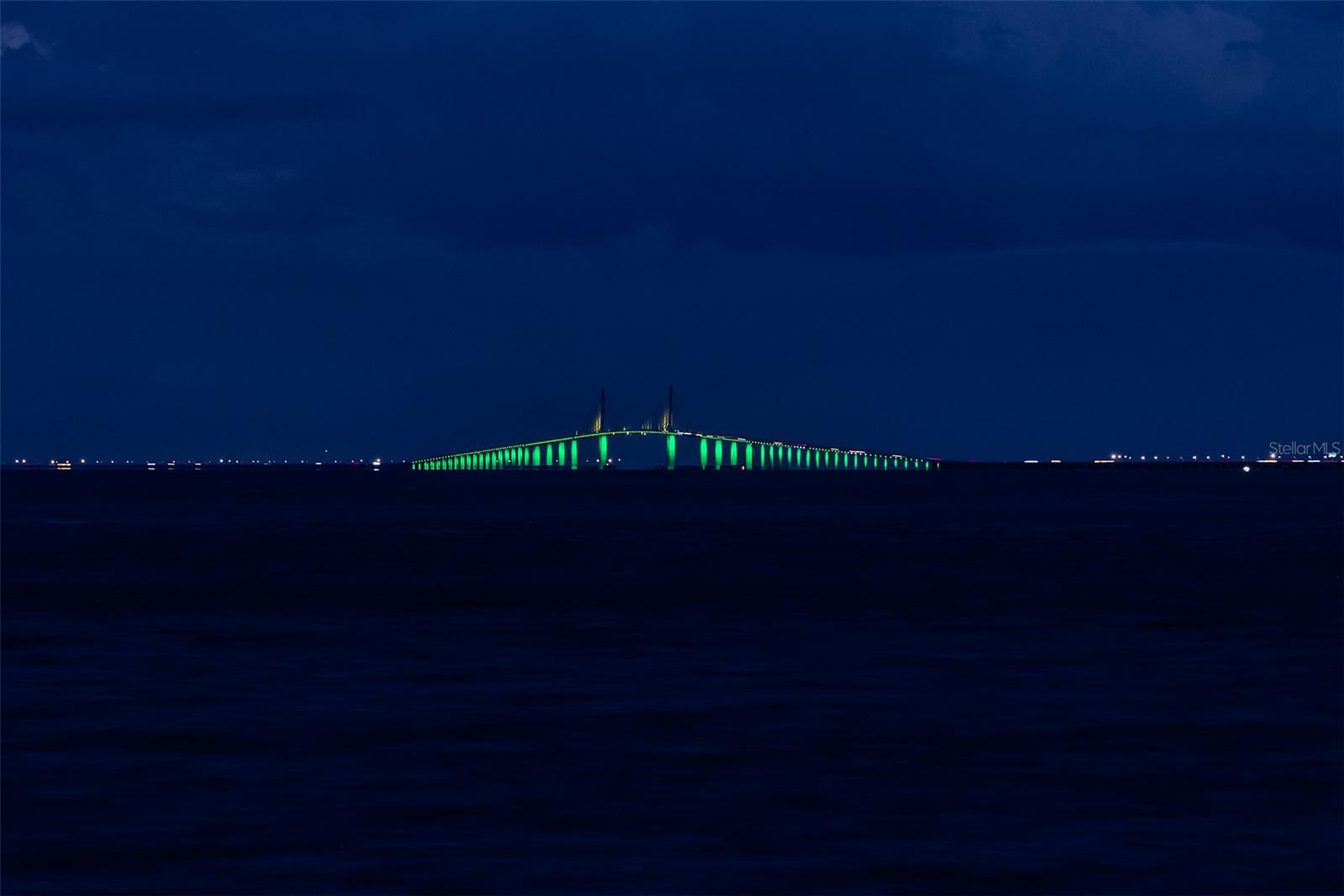 PARADISE POINTE - Residential