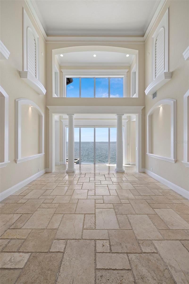 PARADISE POINTE - Residential