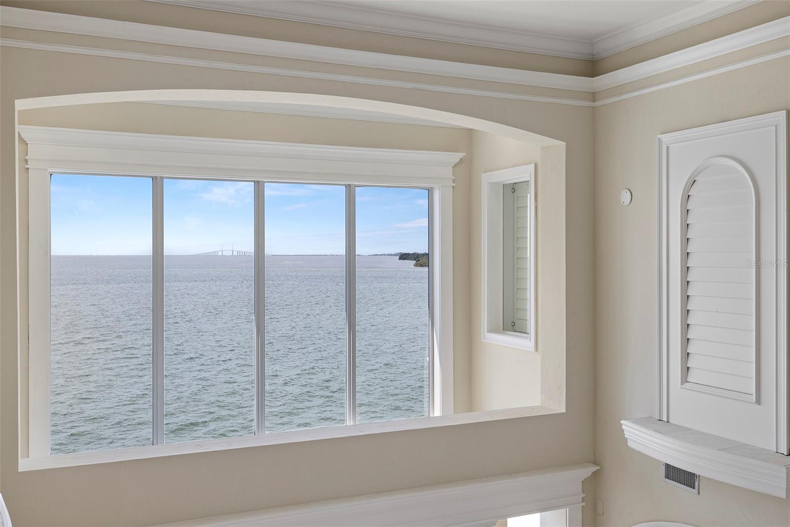 PARADISE POINTE - Residential