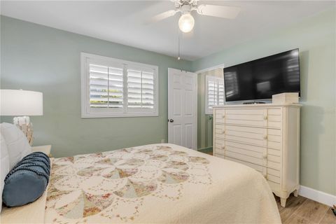 Single Family Residence in NEW SMYRNA BEACH FL 519 PENINSULA AVENUE 23.jpg