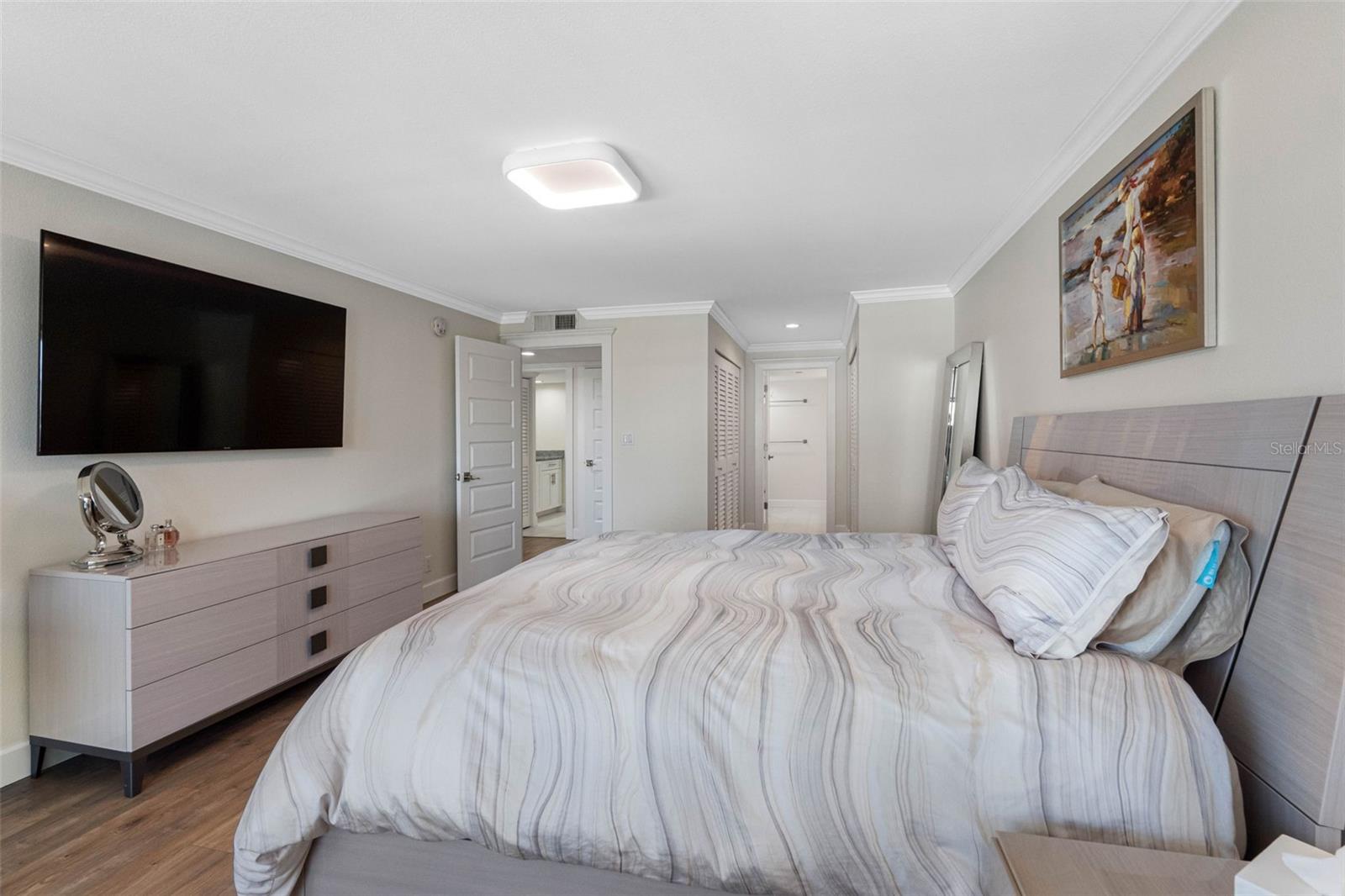 SAND KEY CONDO-SOUTH BEACH 2 - Residential Lease