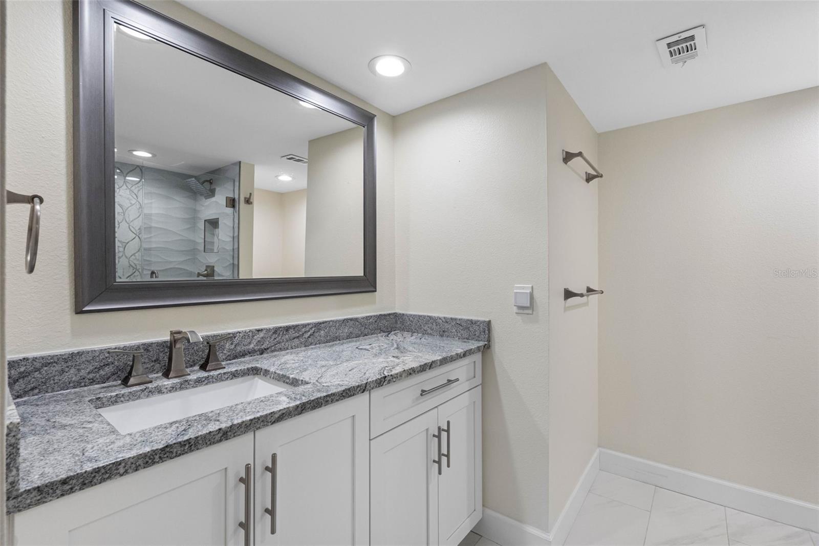 SAND KEY CONDO-SOUTH BEACH 2 - Residential Lease