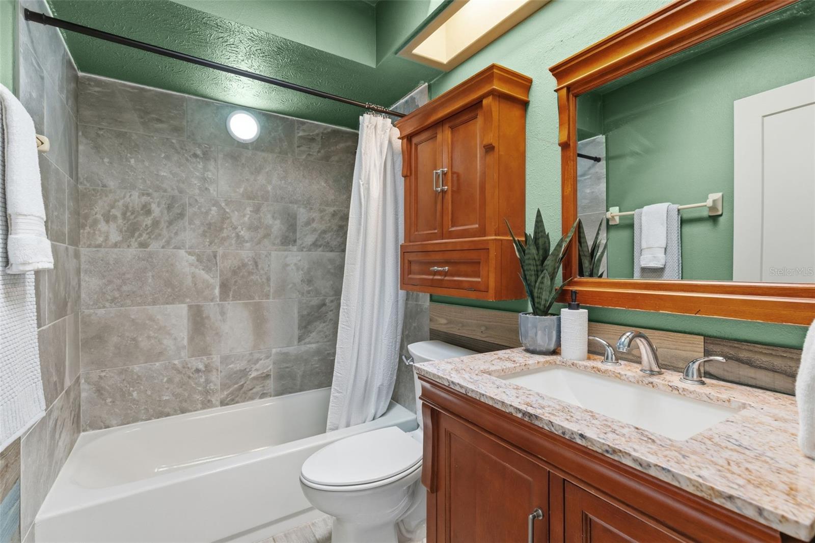 ROLLING ACRES - Residential