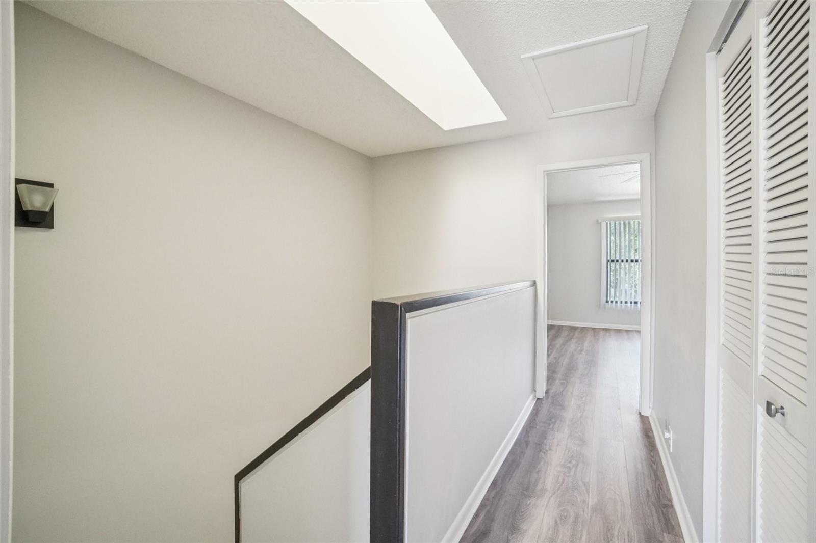 OAK PARK TWNHMS - Residential