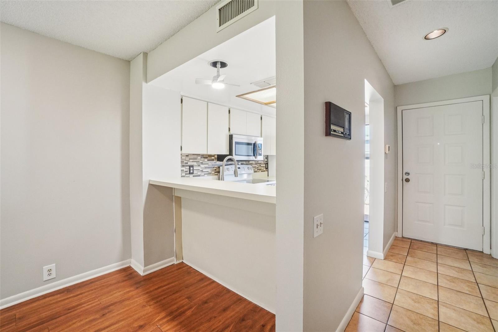 OAK PARK TWNHMS - Residential