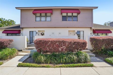 Photo of 745 Oak Park Place, Brandon, FL 33511 (MLS # TB8498466)