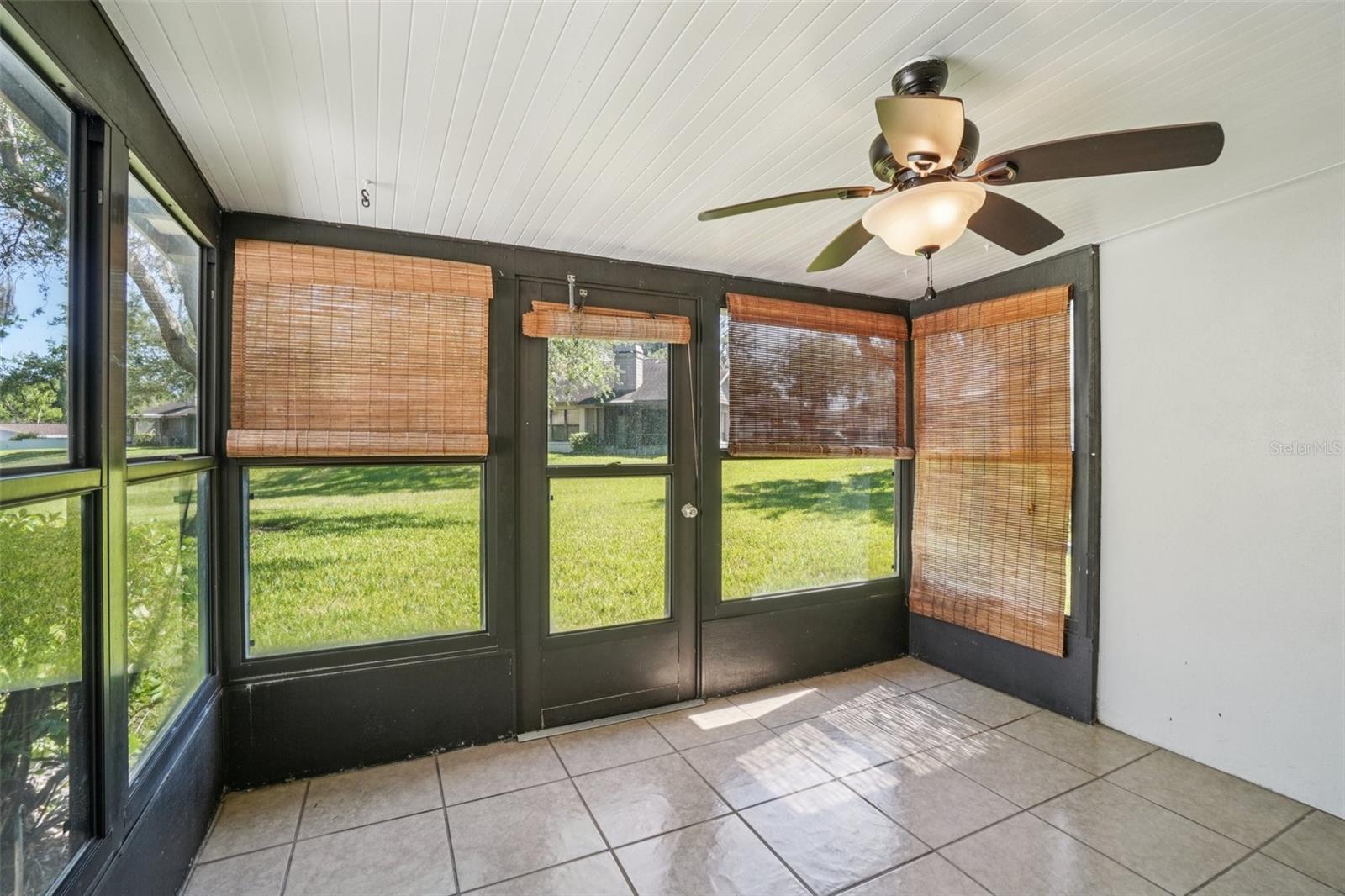 OAK PARK TWNHMS - Residential