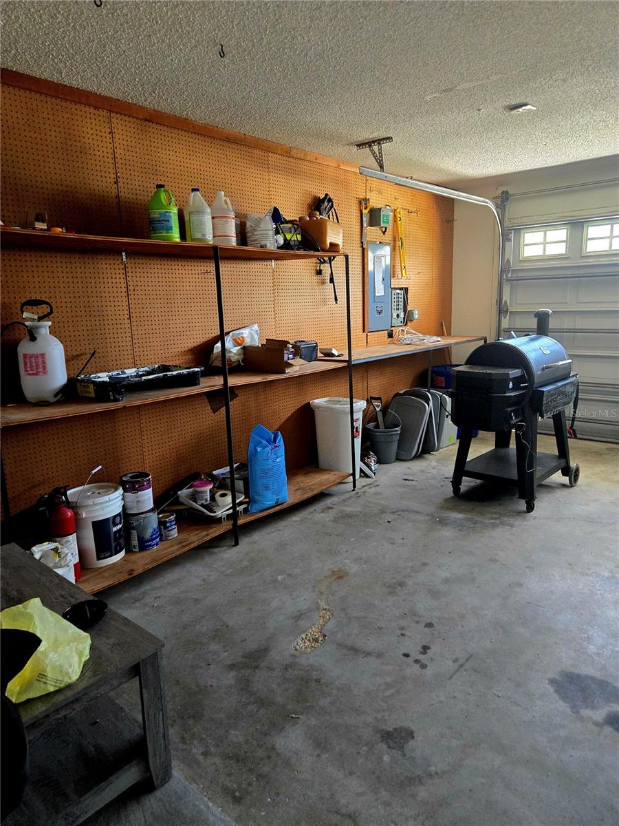 MILL RUN PH 04 - Residential Lease