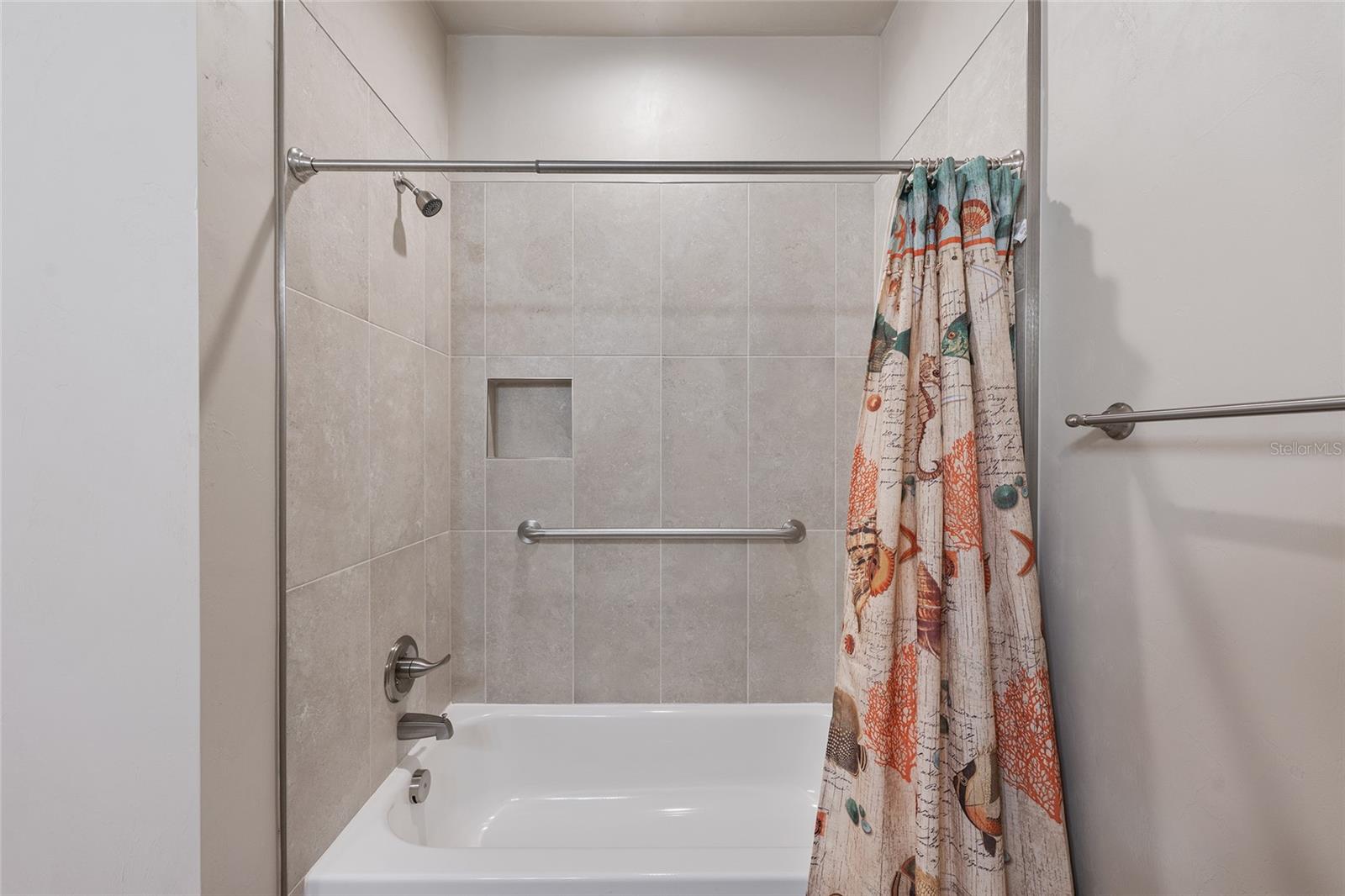 VILLAS OF WEST END UNIT B PH 2 - Residential