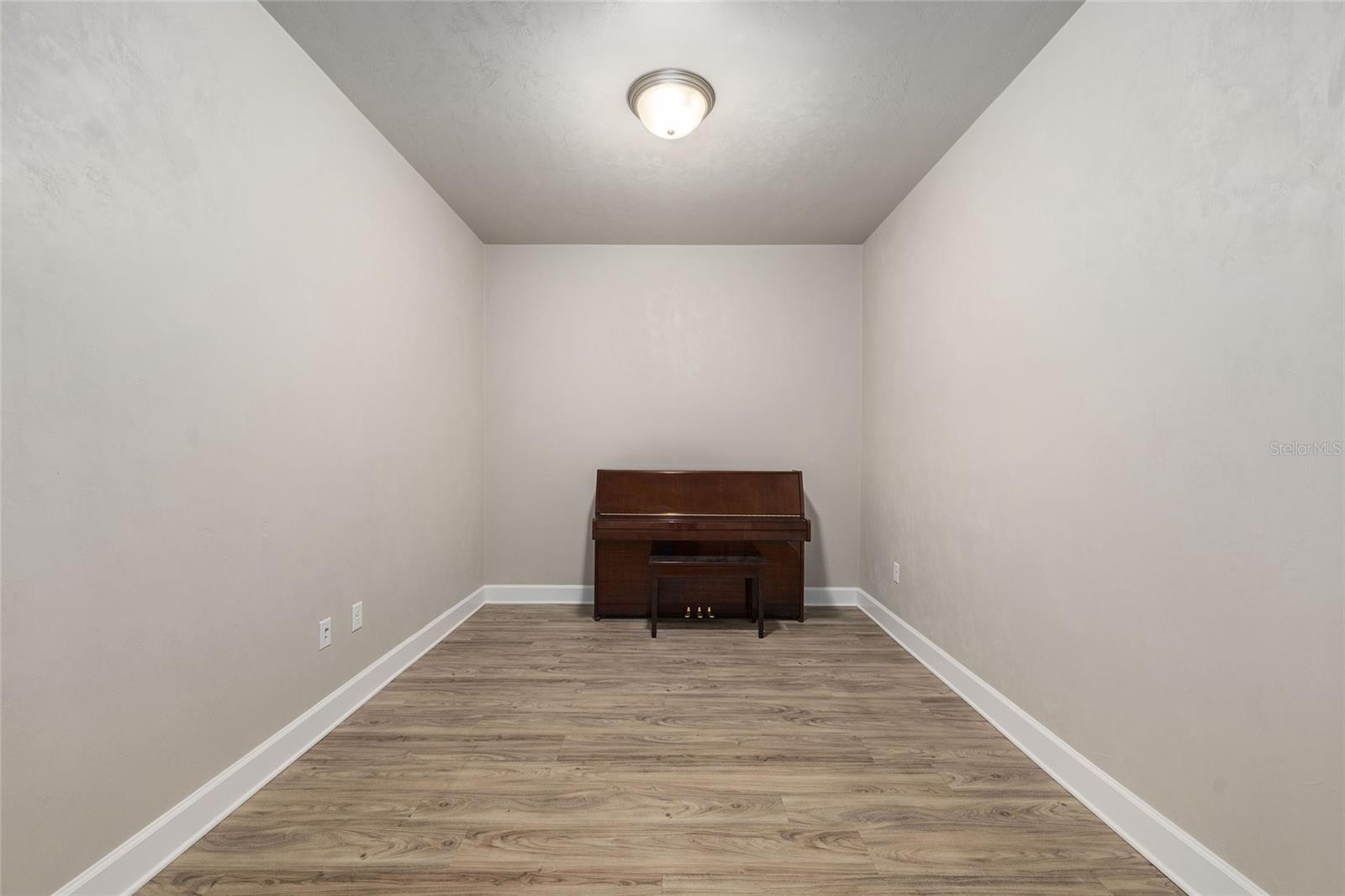 VILLAS OF WEST END UNIT B PH 2 - Residential