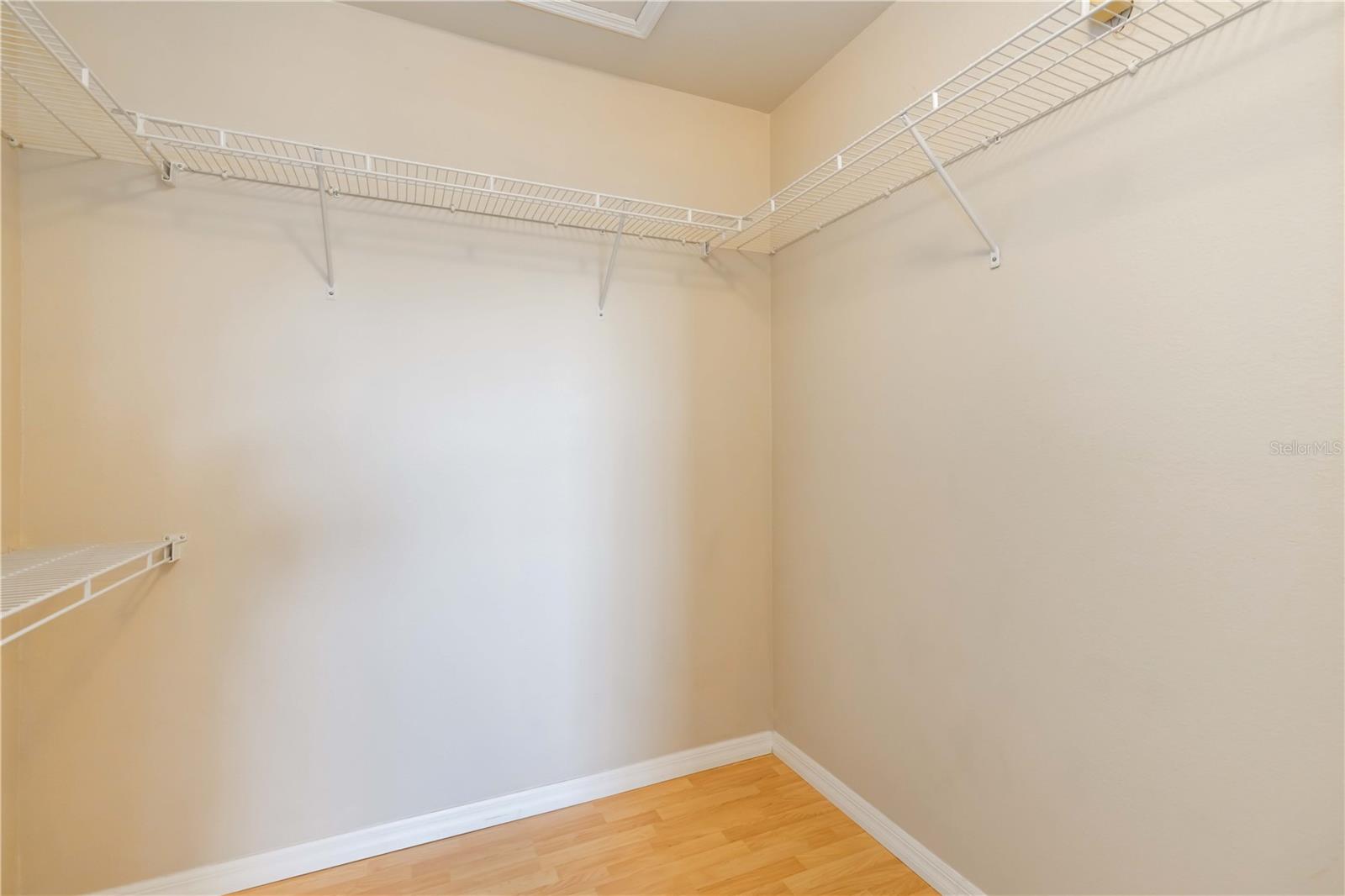 VILLAGIO - Residential Lease