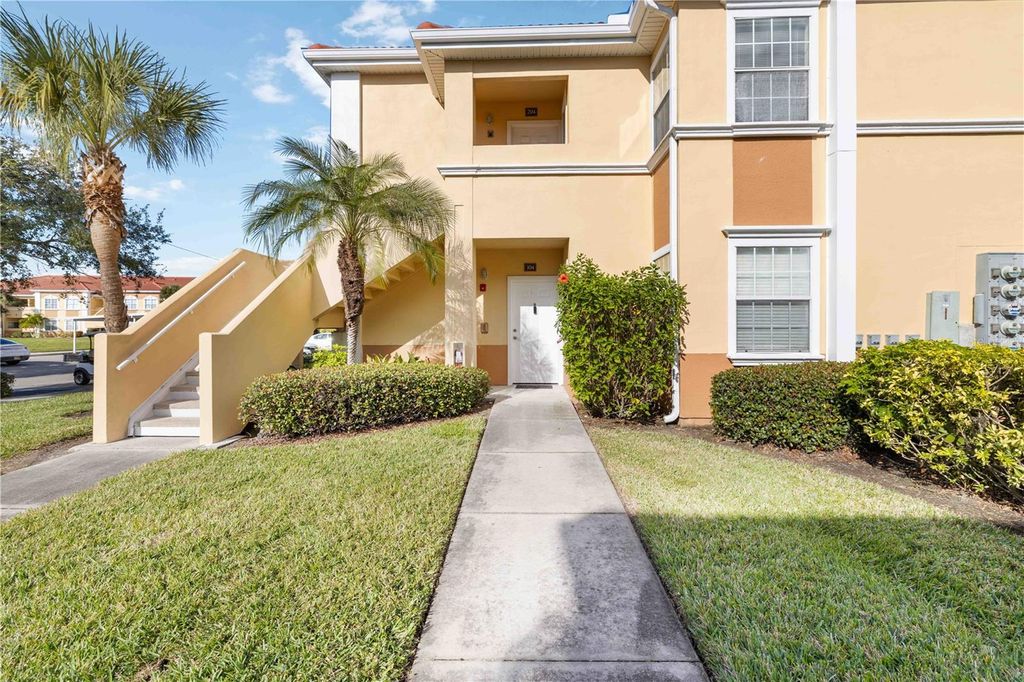 Photo of 1030 Villagio Circle #204, Sarasota, FL 34237 (MLS # A4677230)