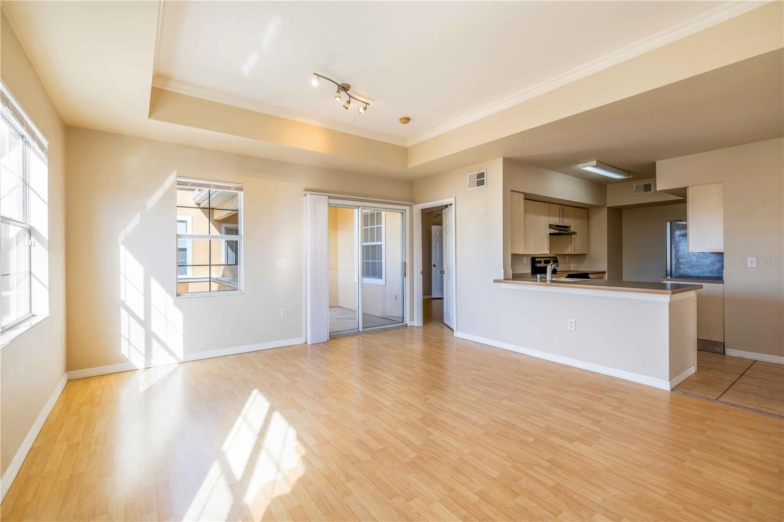 VILLAGIO - Residential Lease