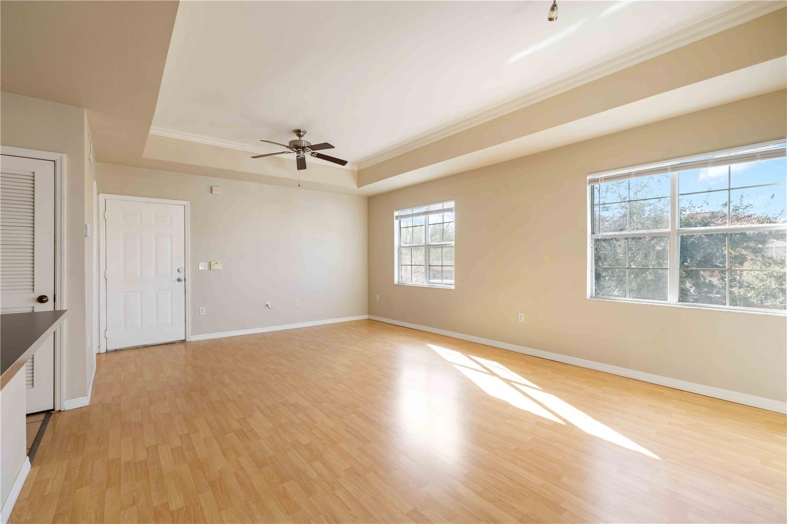 VILLAGIO - Residential Lease