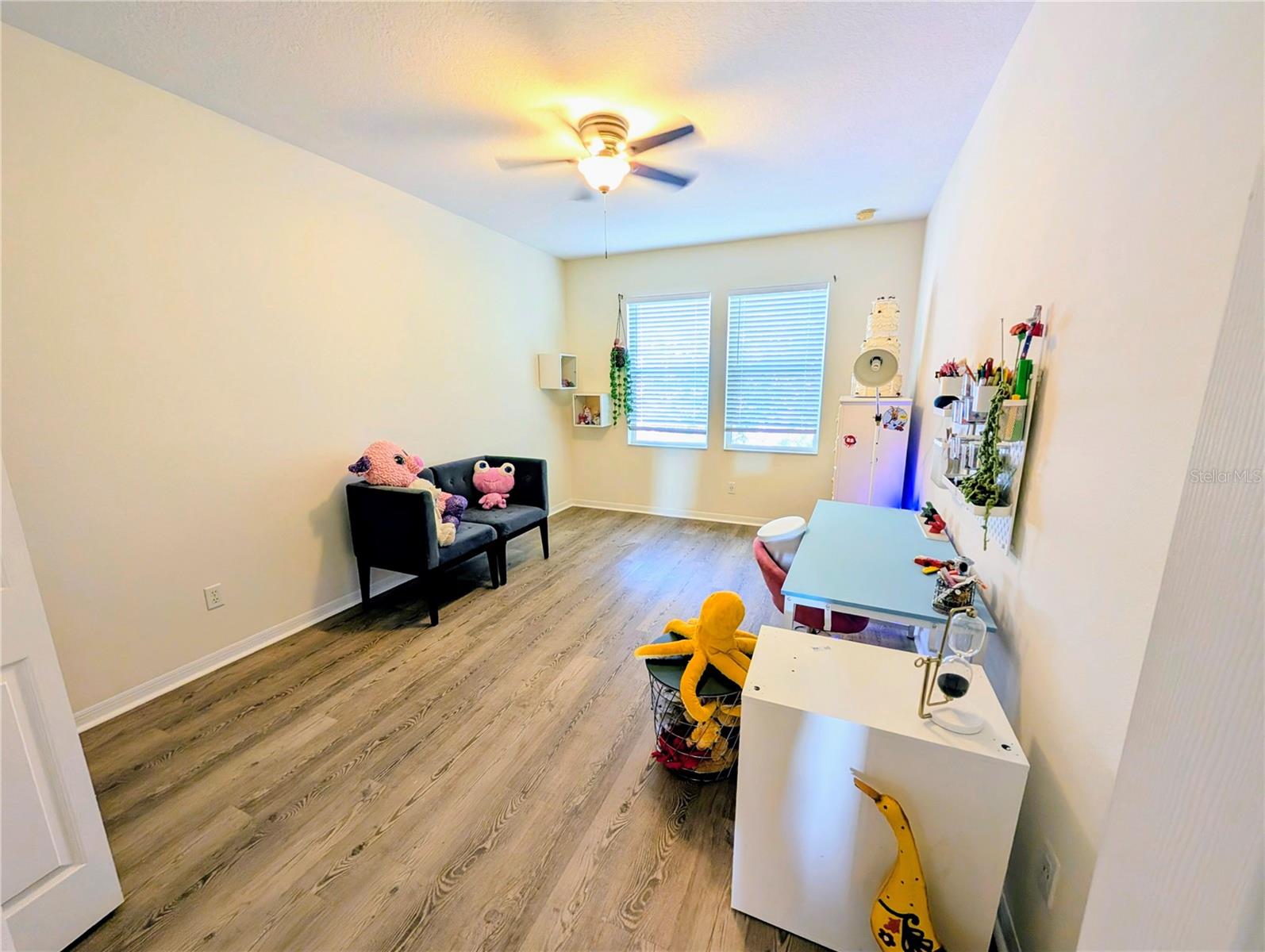 SOMERSET CHASE - Residential