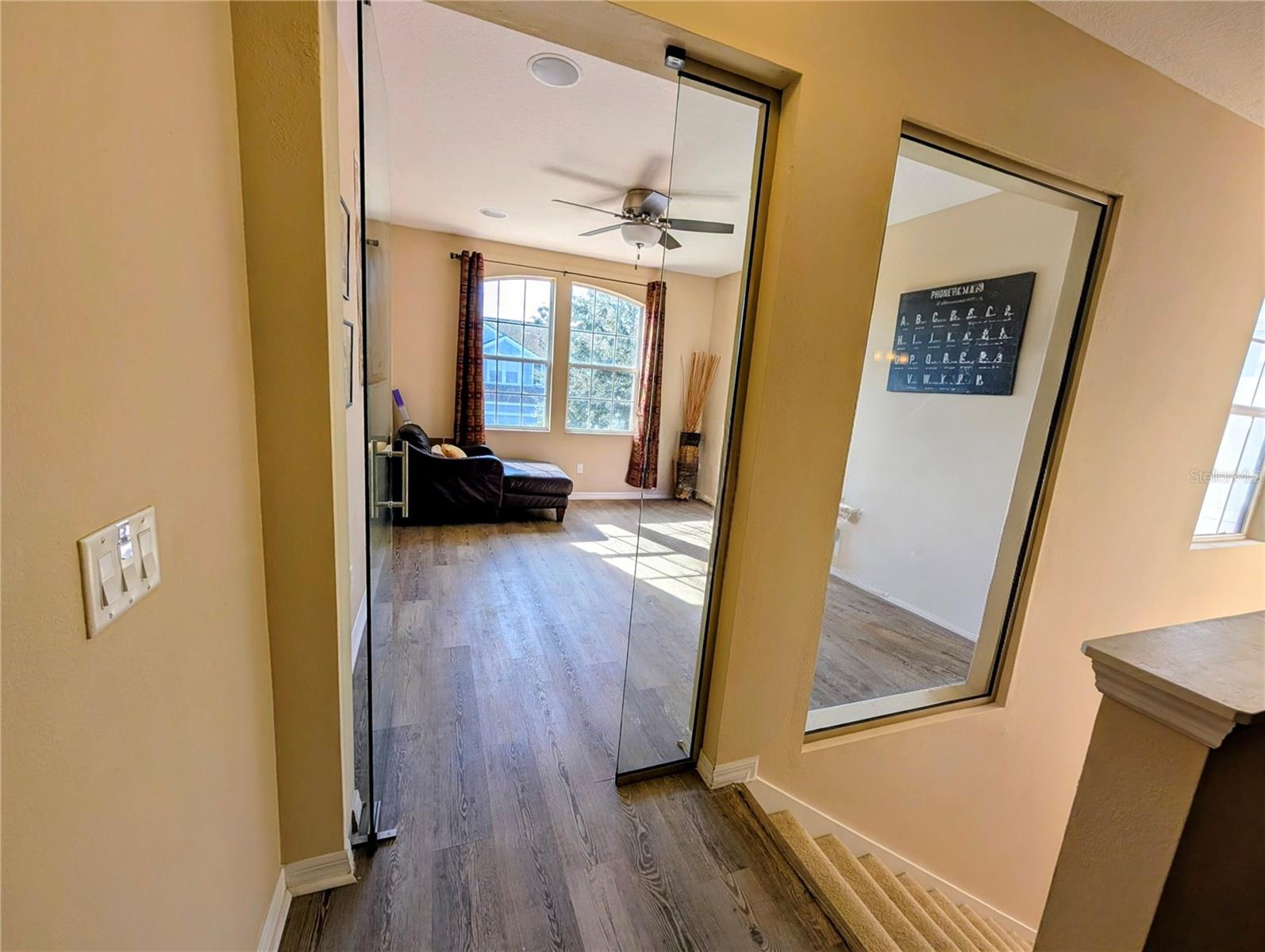 SOMERSET CHASE - Residential