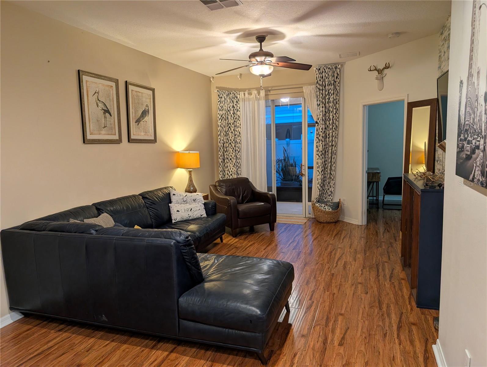 SOMERSET CHASE - Residential