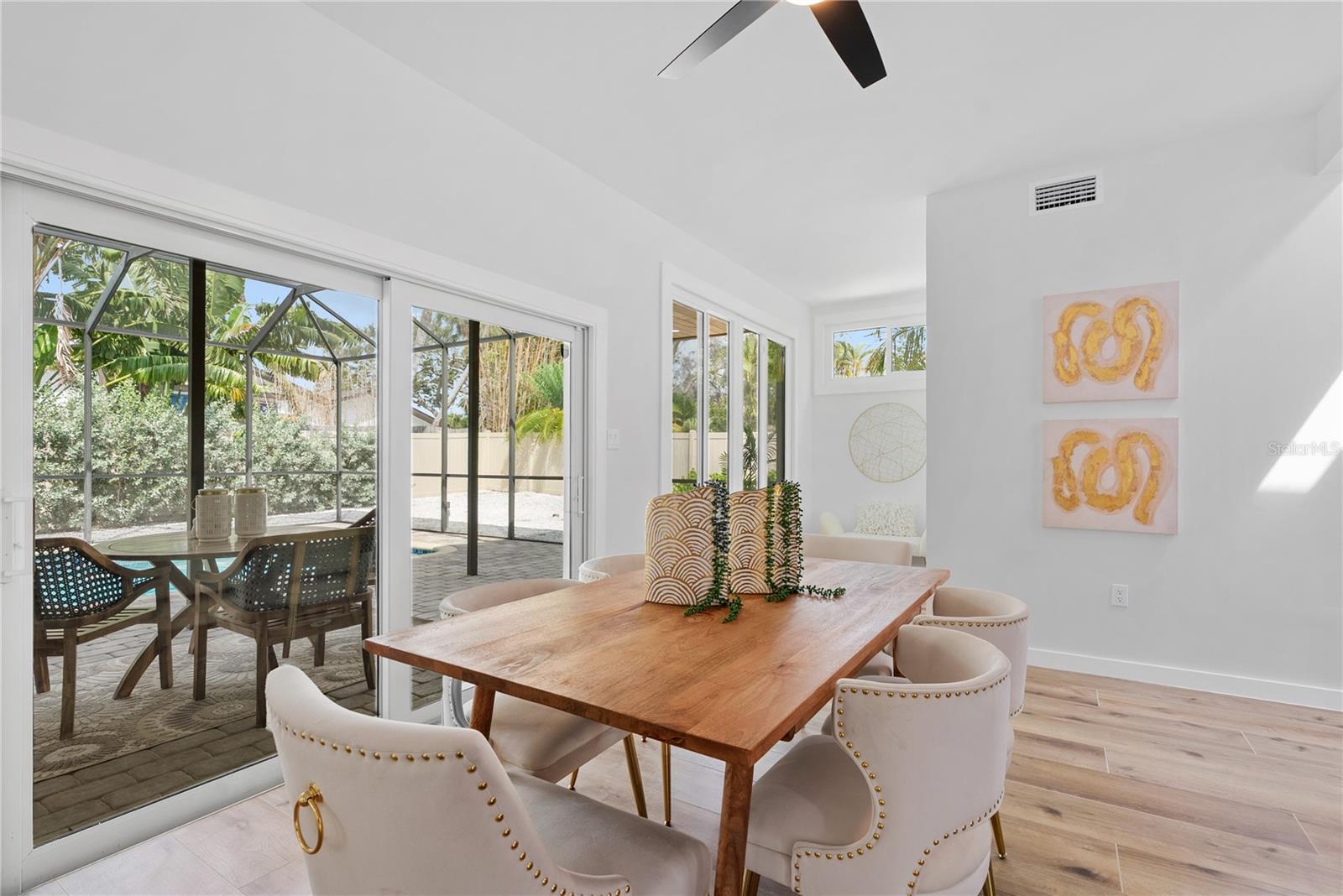SIESTA BEACH - Residential Lease