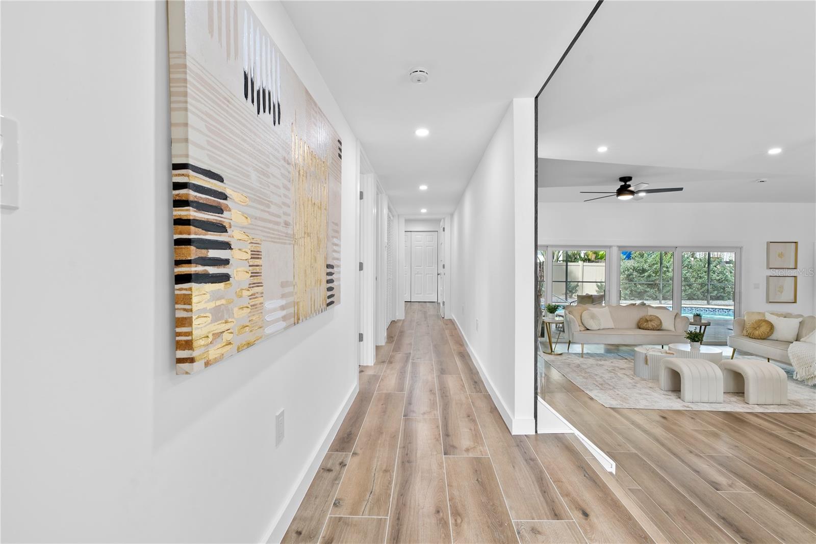 SIESTA BEACH - Residential Lease