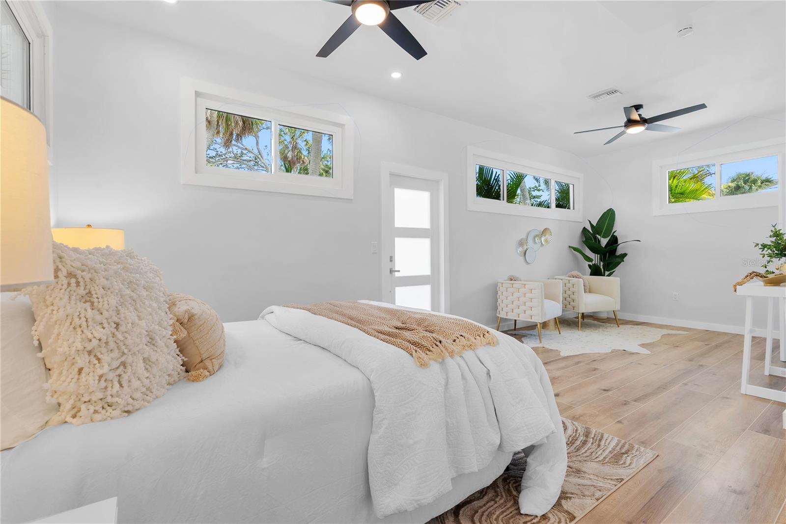 SIESTA BEACH - Residential Lease