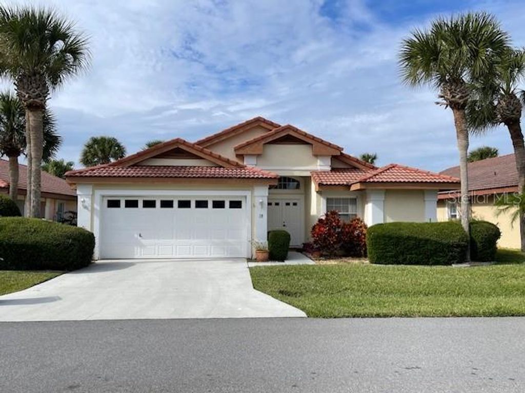 Photo of 19 San Rafael Court, Palm Coast, FL 32137 (MLS # FC314417)