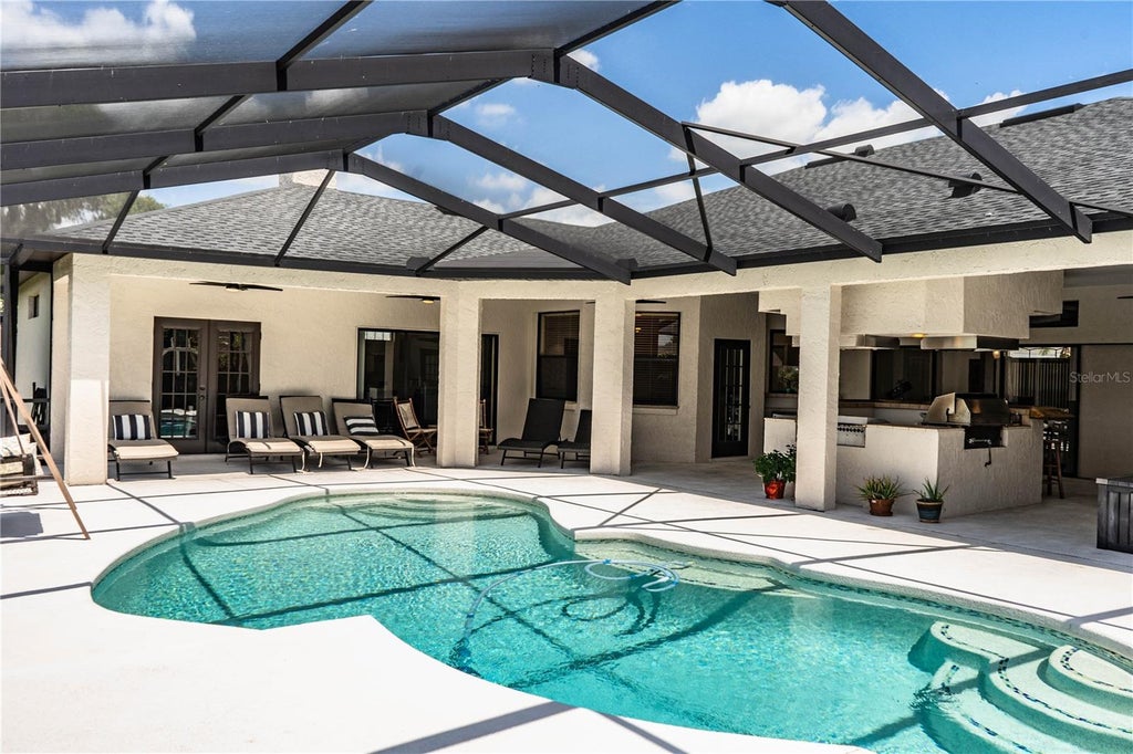 Photo of 2205 Chesterfield Circle, Lakeland, FL 33813 (MLS # L4962983)