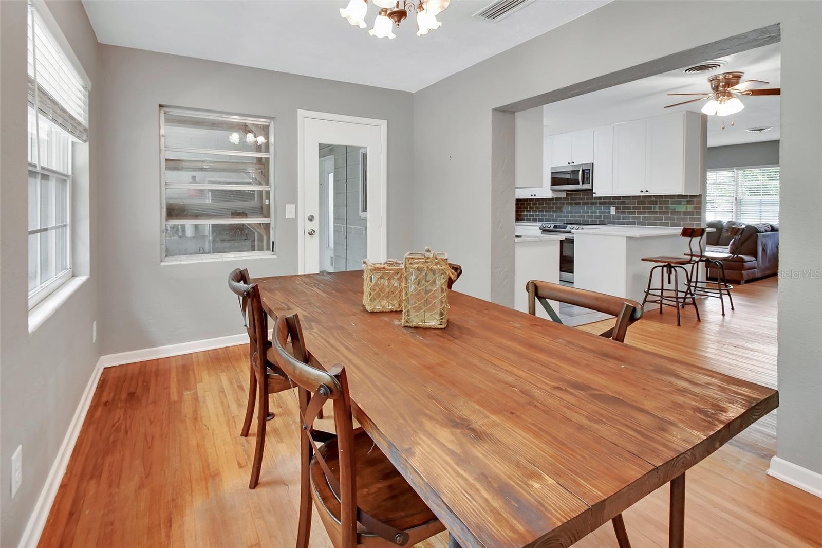 STEWARTS BLK 02 RICHS ADD DELAND - Residential