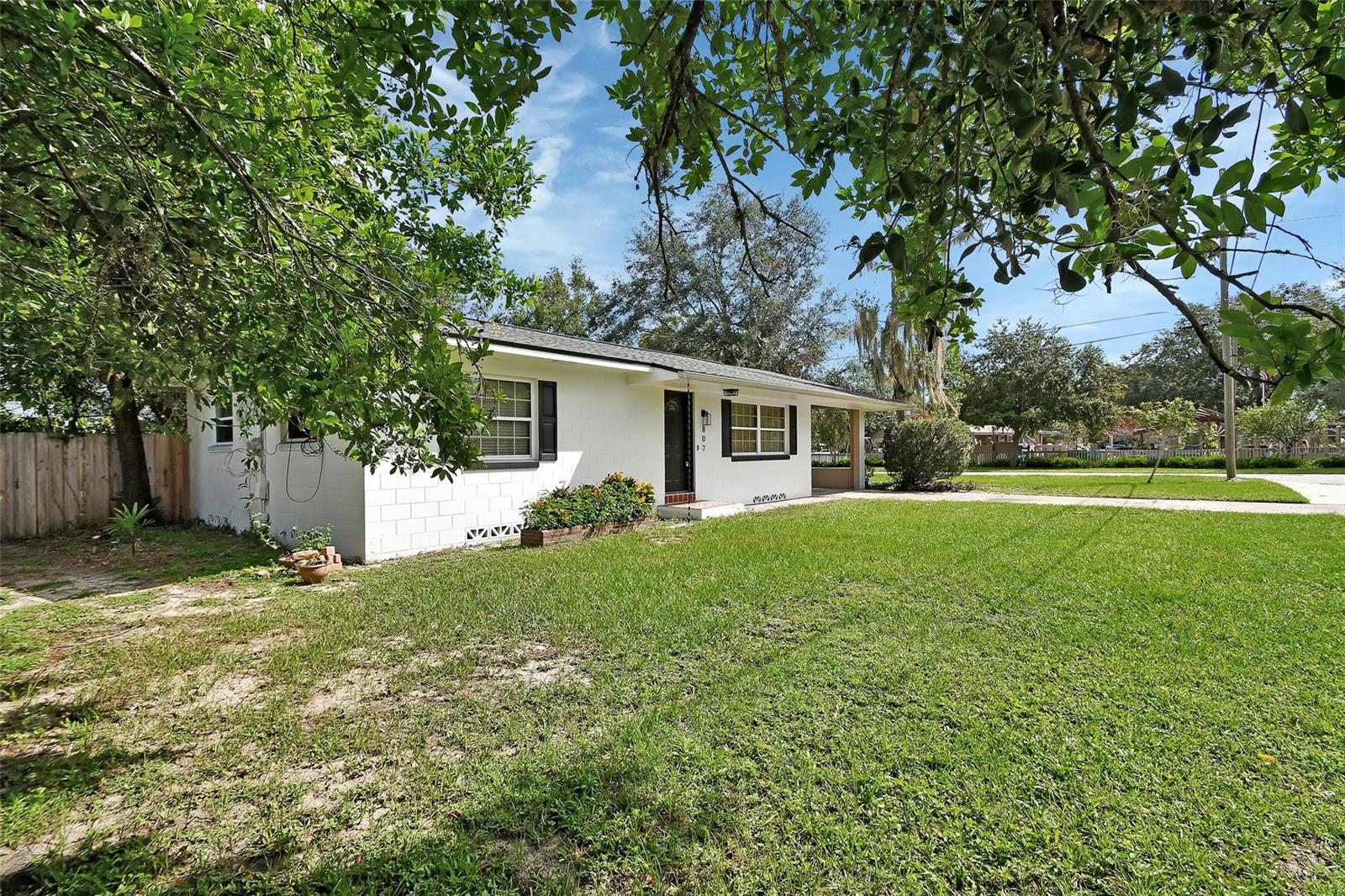 STEWARTS BLK 02 RICHS ADD DELAND - Residential