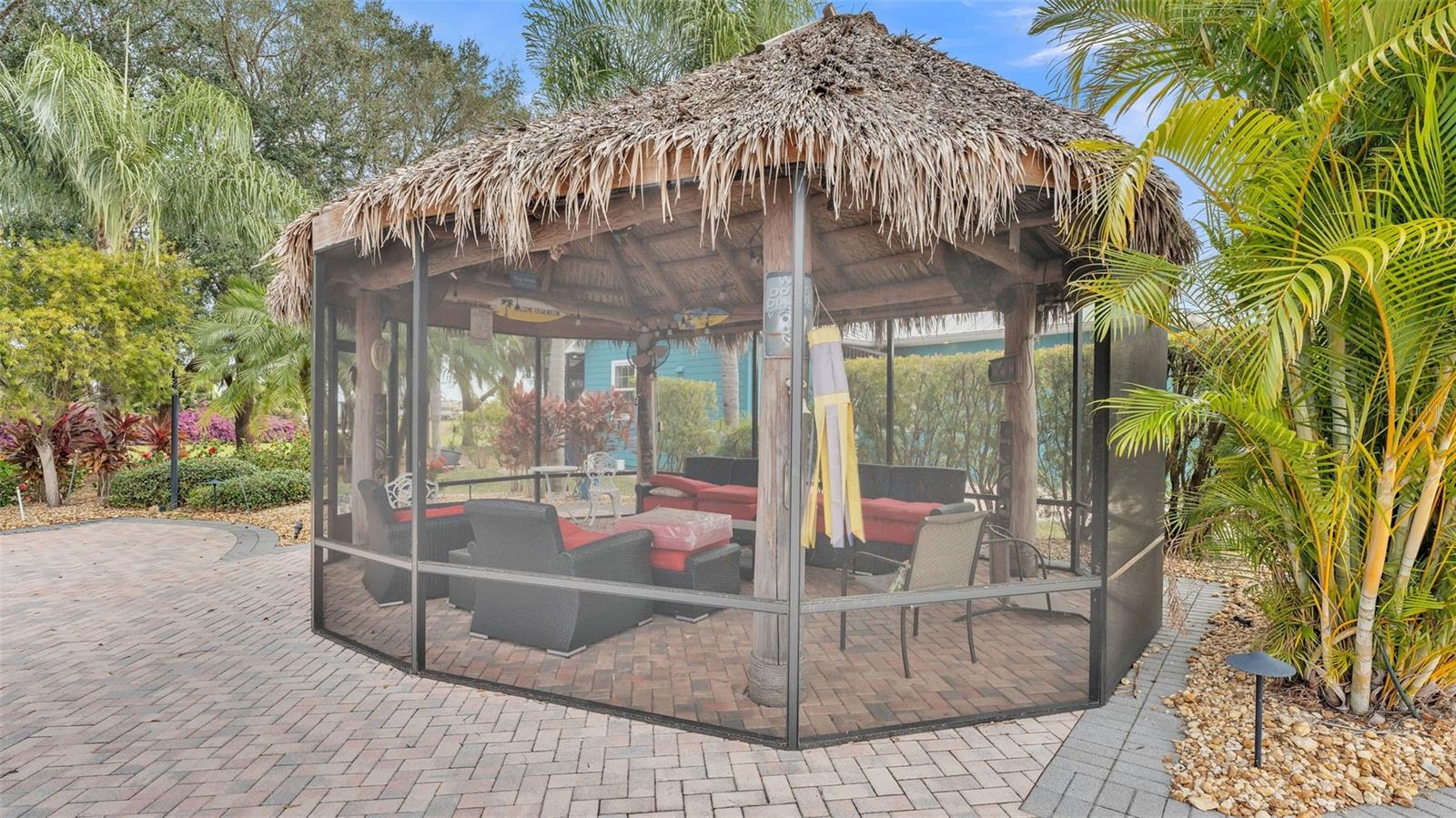 BAY LAKE RESIDENCE - Land