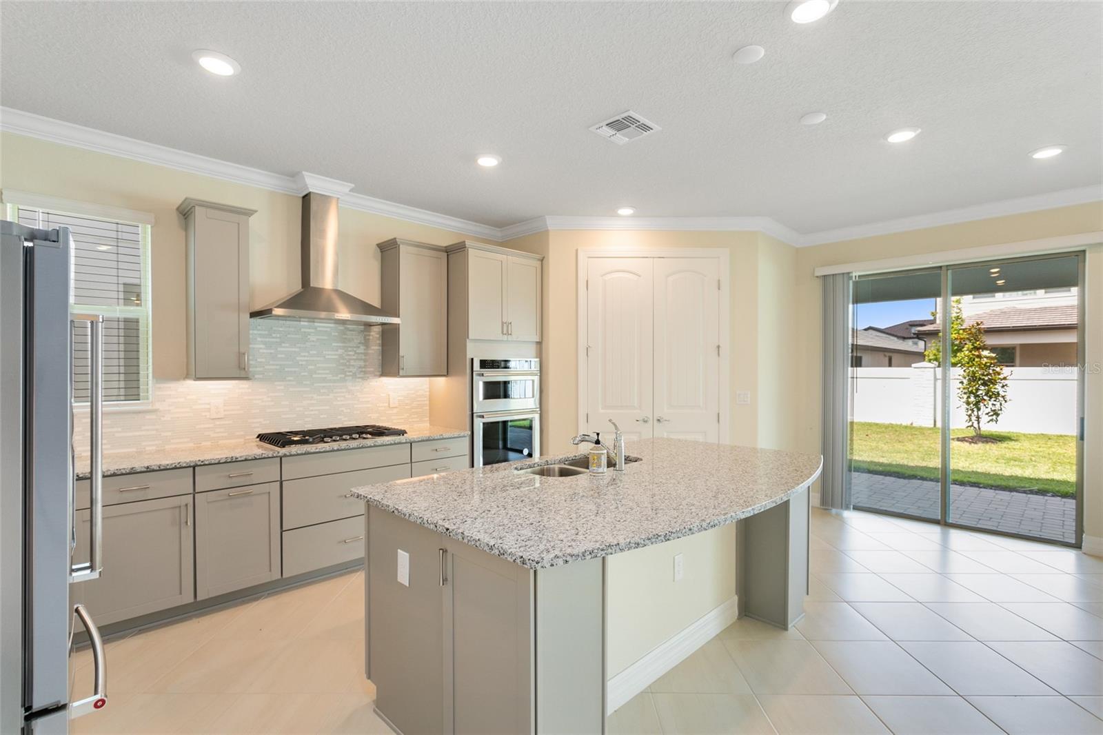 PHILLIPS GRV TRACT J - Residential Lease