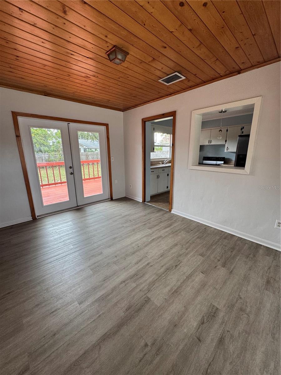 LAWING SUB - Residential