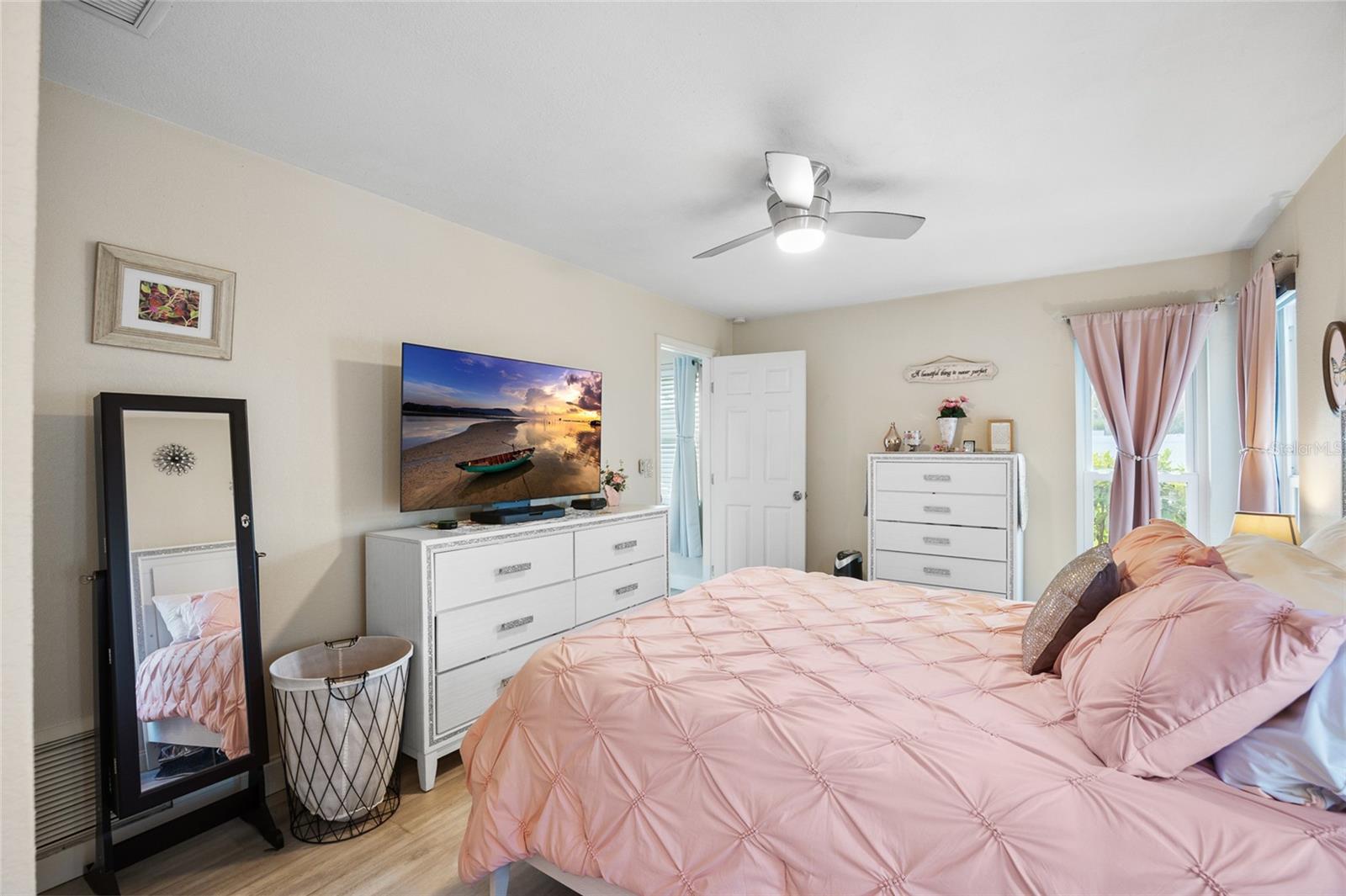 DEL PRADO IMPERIAL - Residential