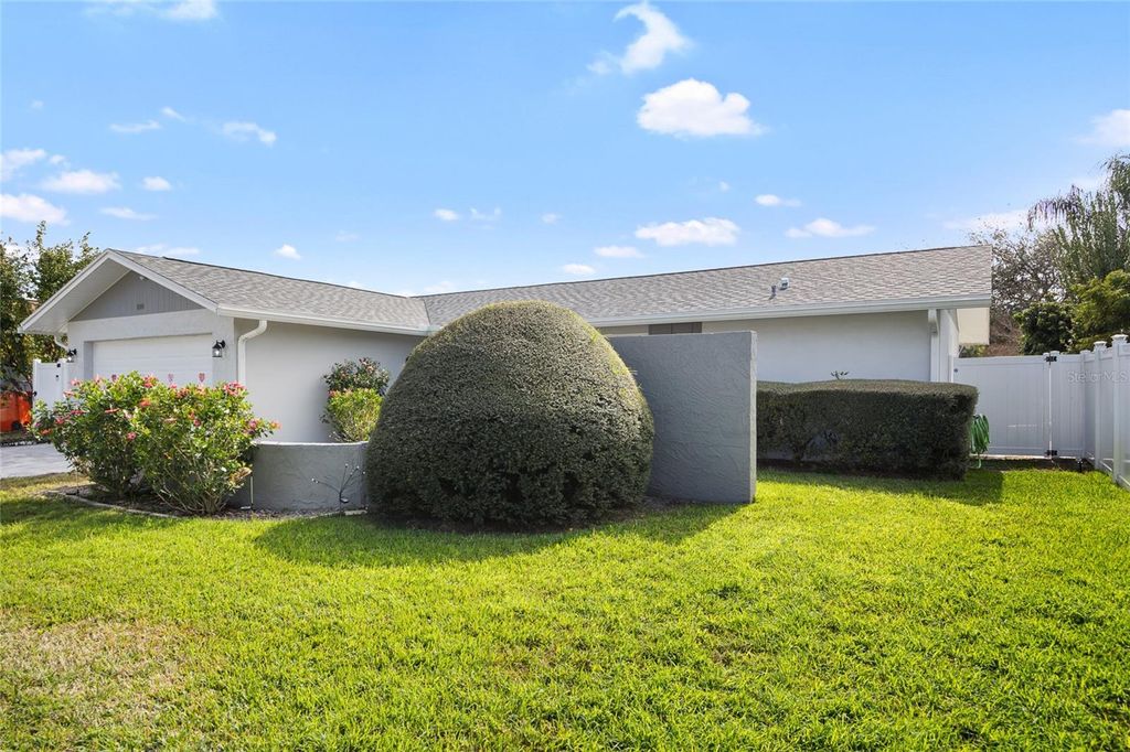 Photo of 13454 Hacienda Drive, Largo, FL 33774 (MLS # TB8463031)