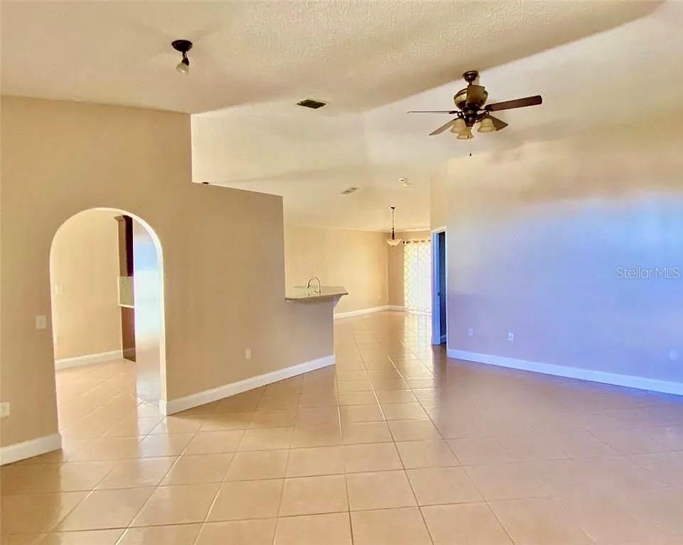 PINES WEST PH 01 - Residential Lease