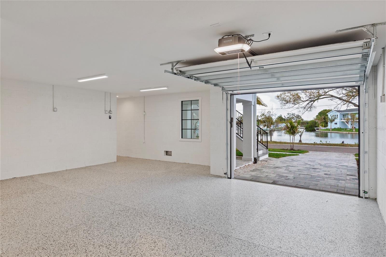 SUN PLAZA ISLES SEC 3 - Residential