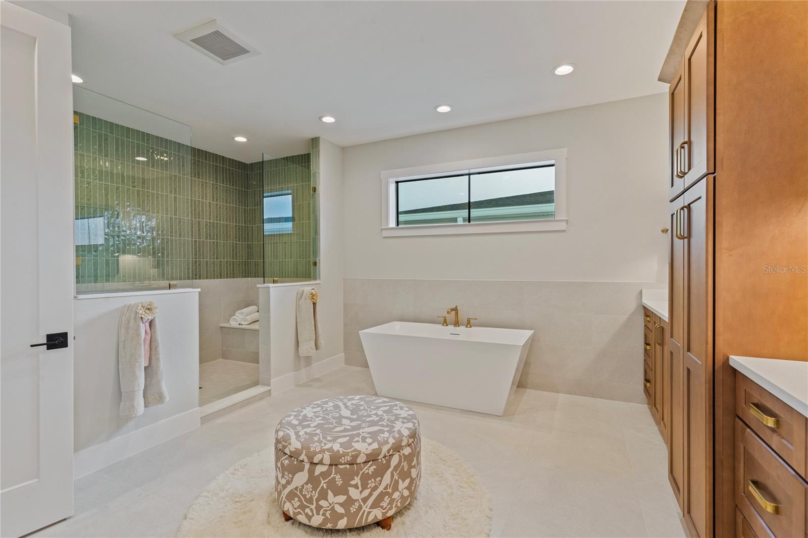 SUN PLAZA ISLES SEC 3 - Residential