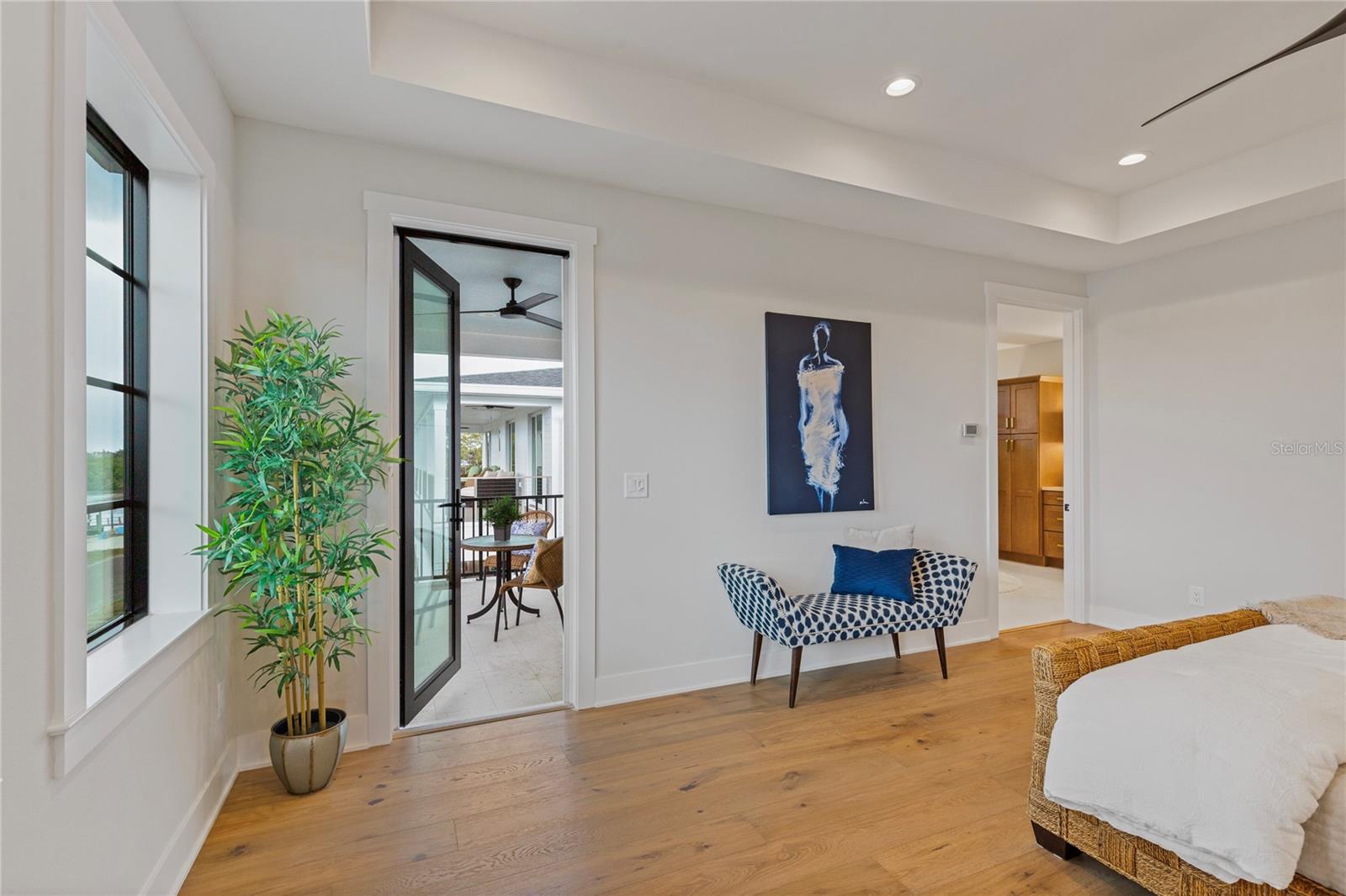 220 NINETIETH AVENUE NE