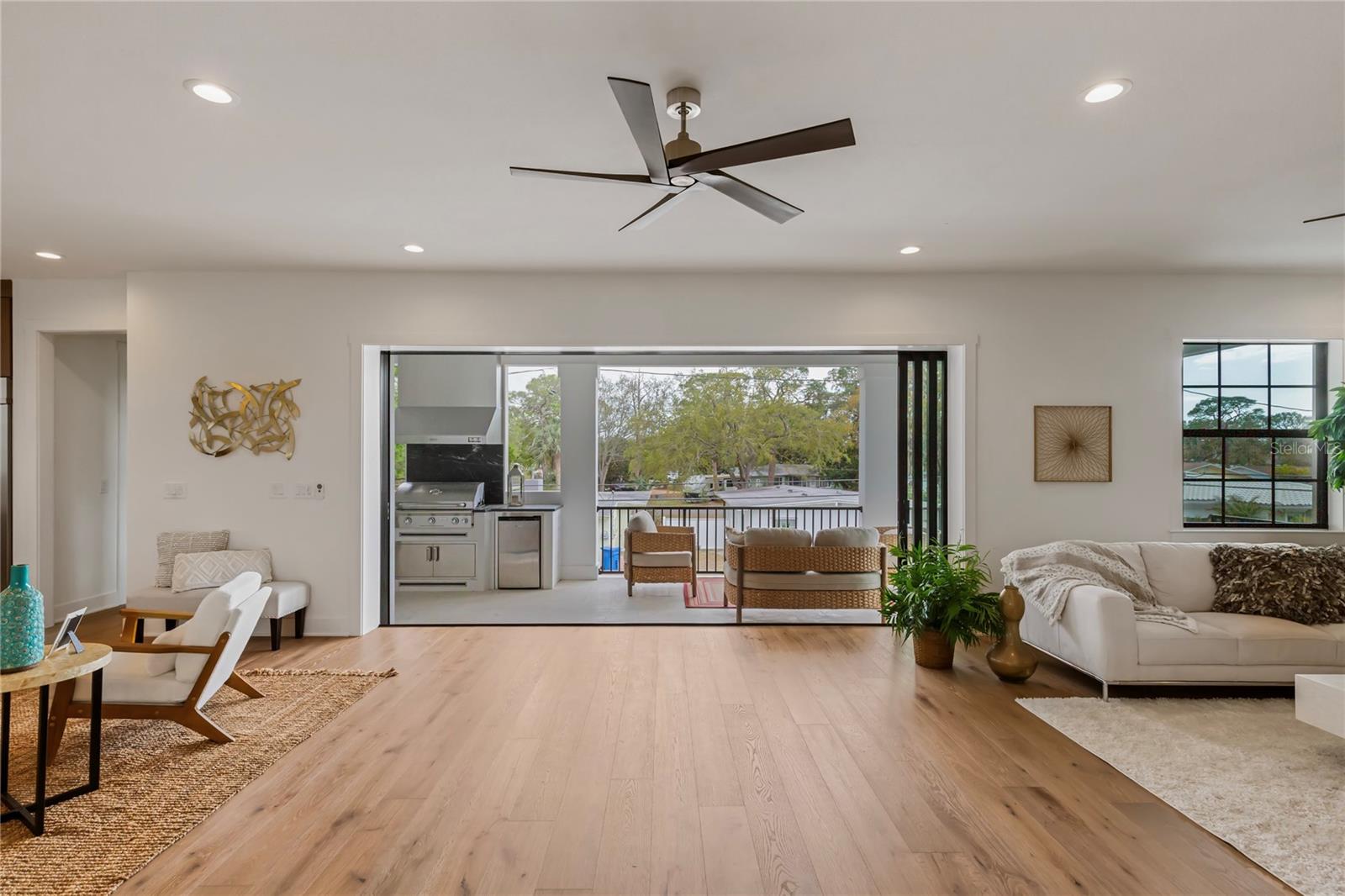 SUN PLAZA ISLES SEC 3 - Residential