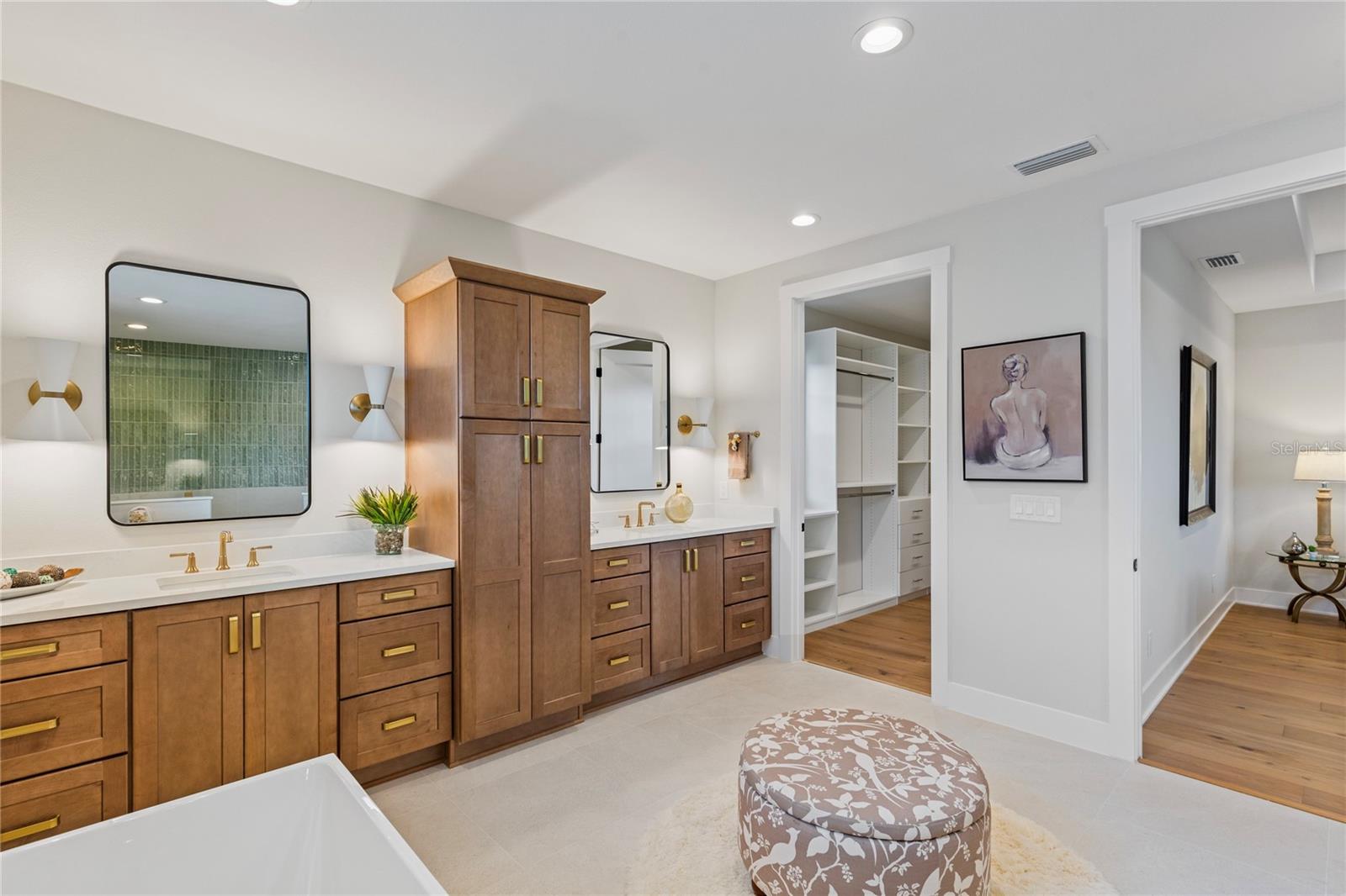 SUN PLAZA ISLES SEC 3 - Residential