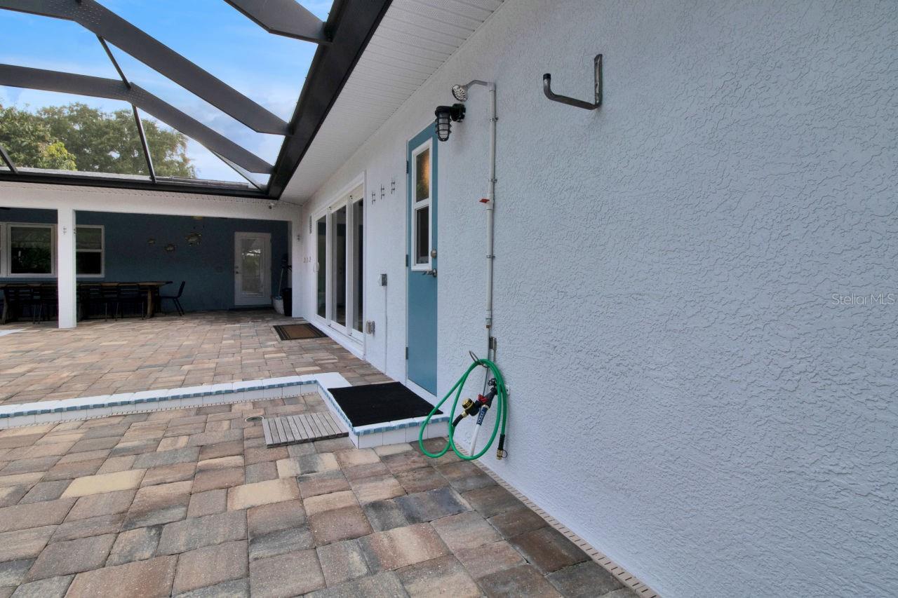 PALMA SOLA PARK - Residential